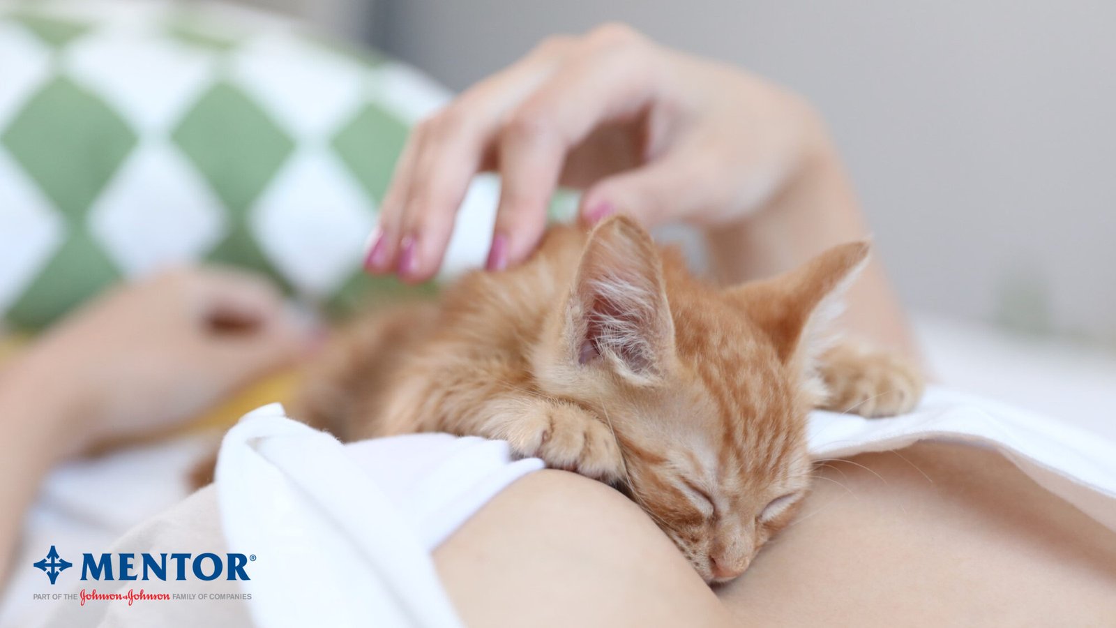 水滴型隆乳適合我嗎？了解水滴胸觸感、特色、適用條件